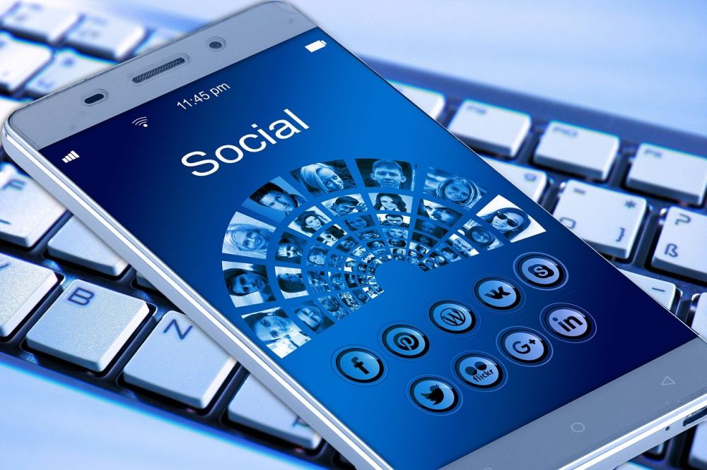 Minimal Social Media Account Checklist